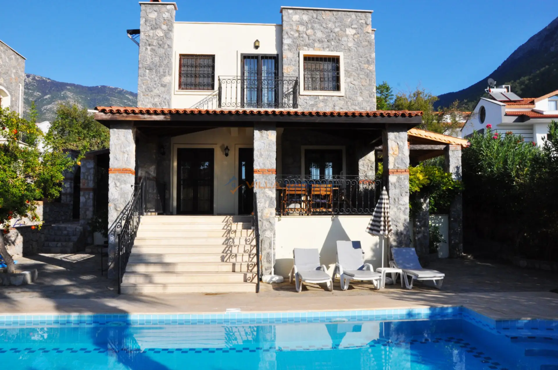 Villa-Olive-18_544.jpg
