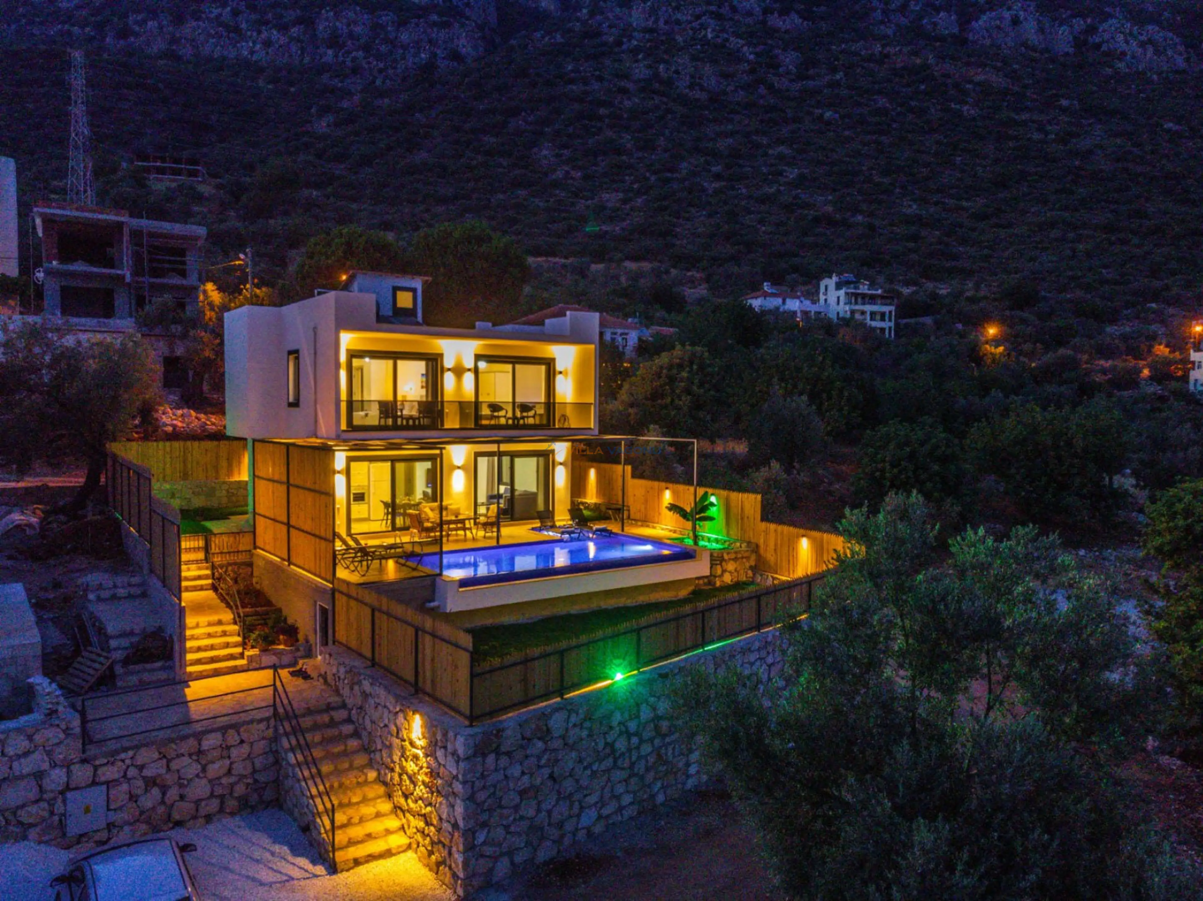 Villa Grid