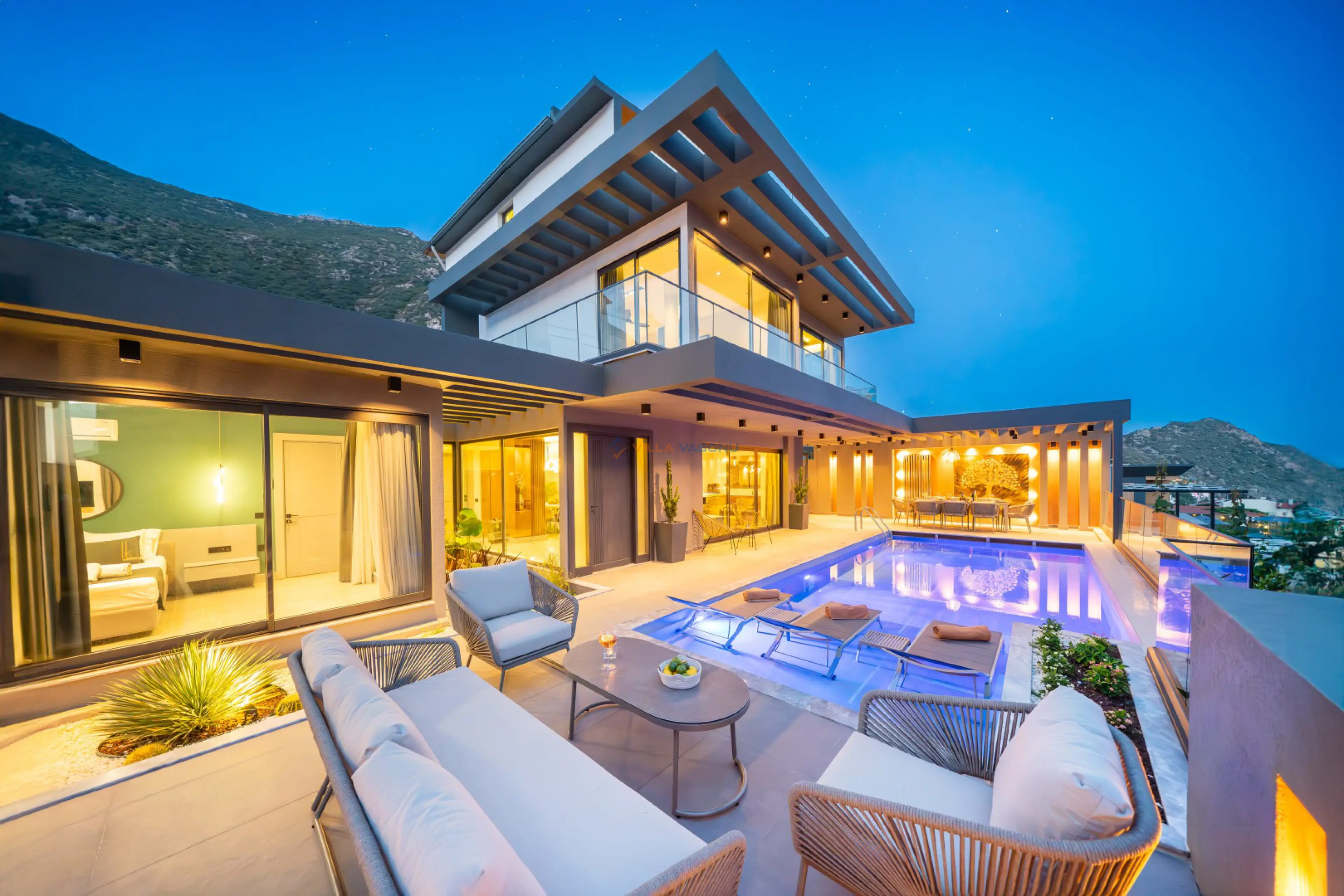Villa Raya