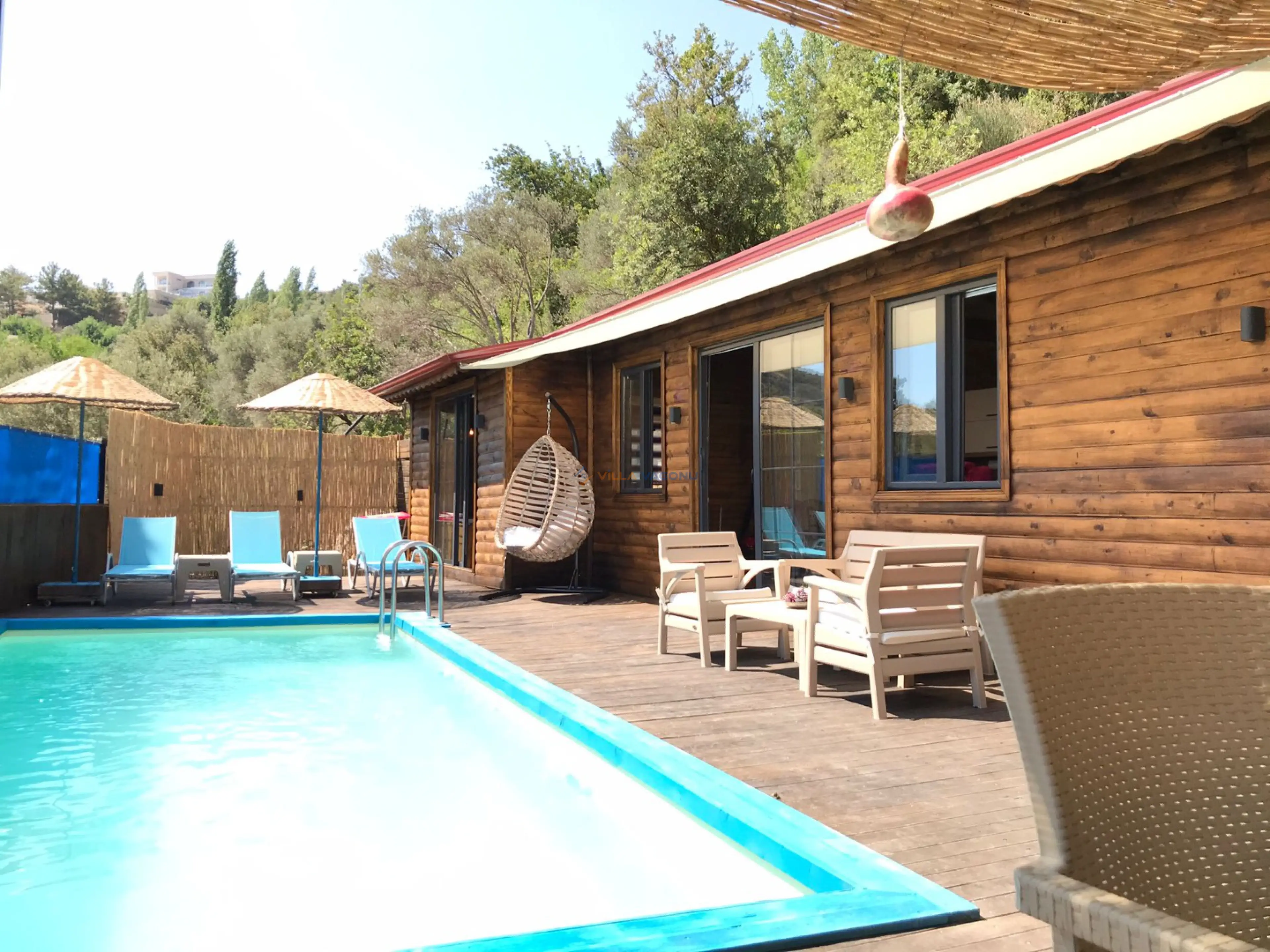 Villa Wood