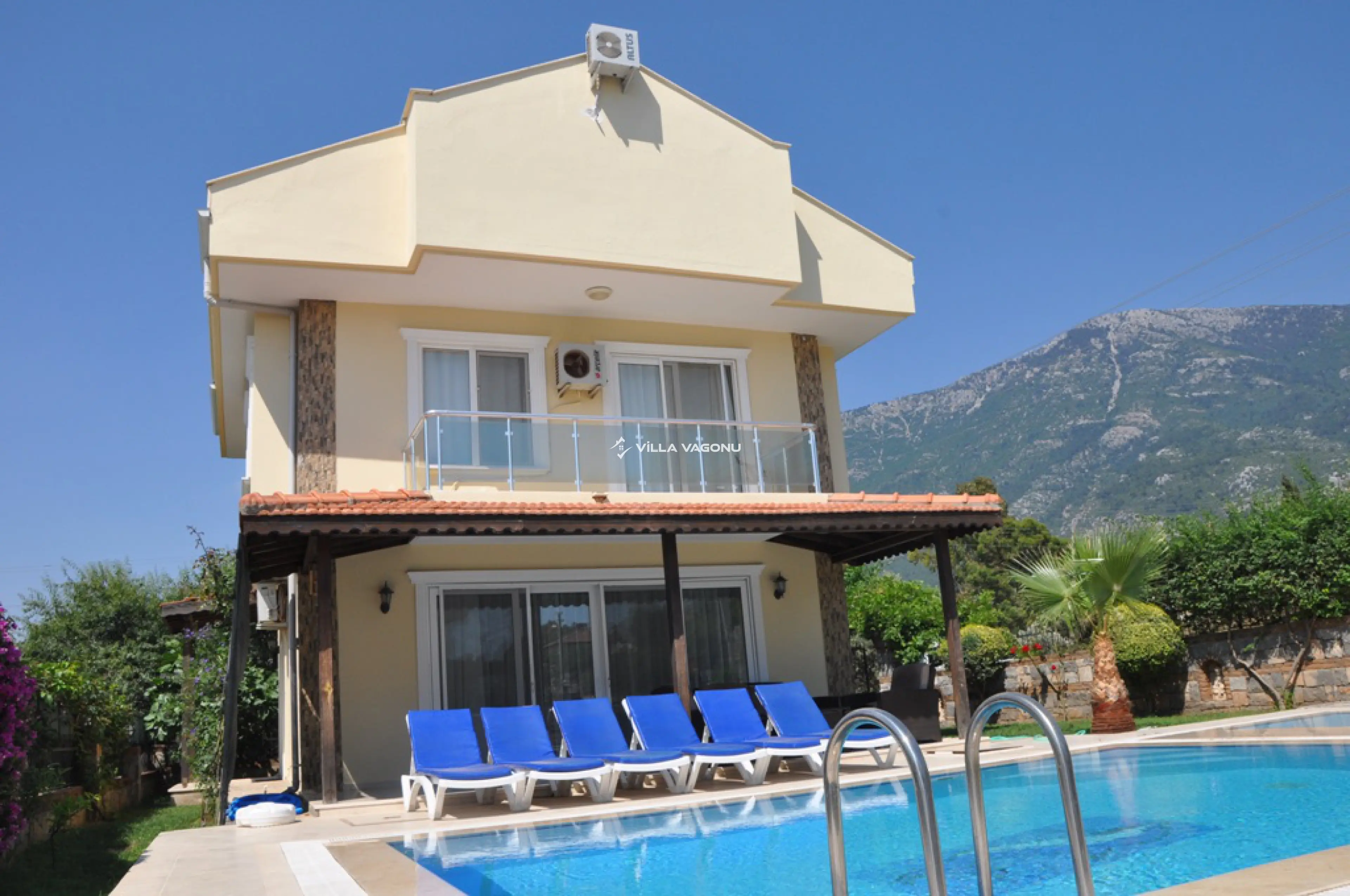 Mountain-View-Villa-22_193.JPG