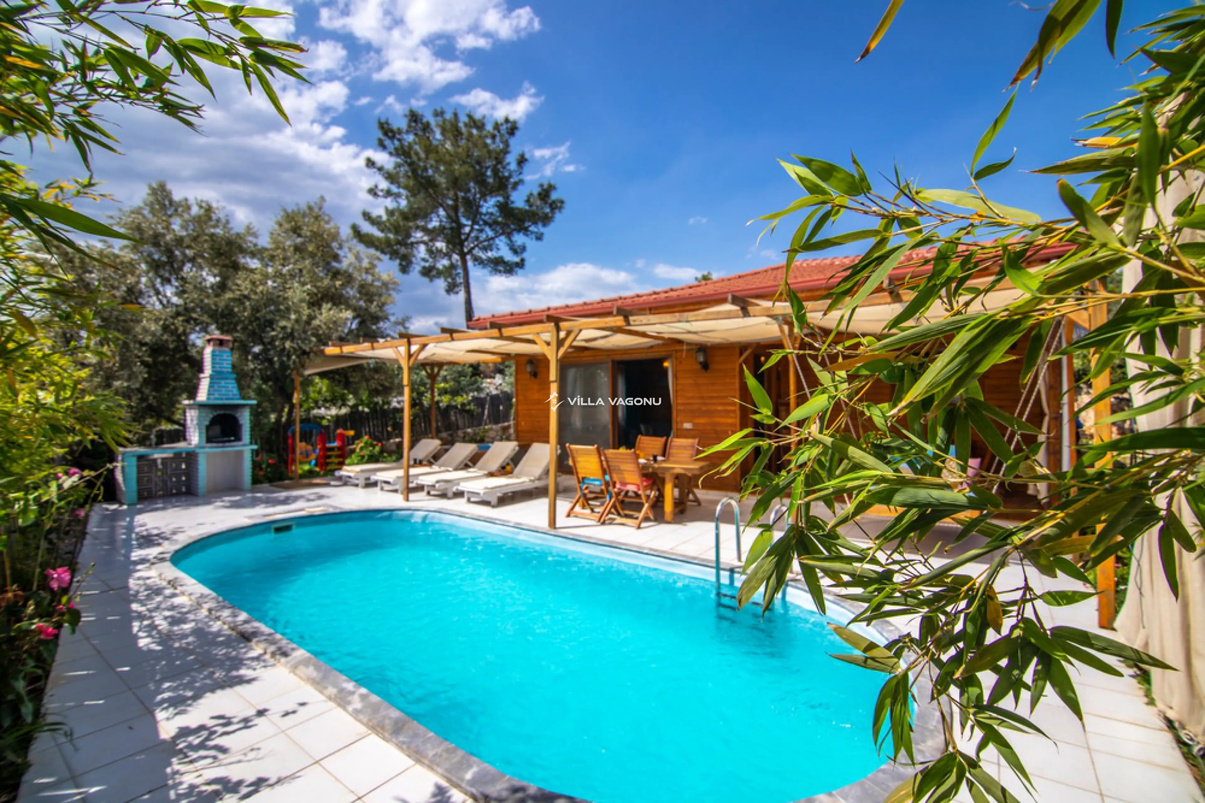 villa_vagonu_villa_menchester-1_999.jpg