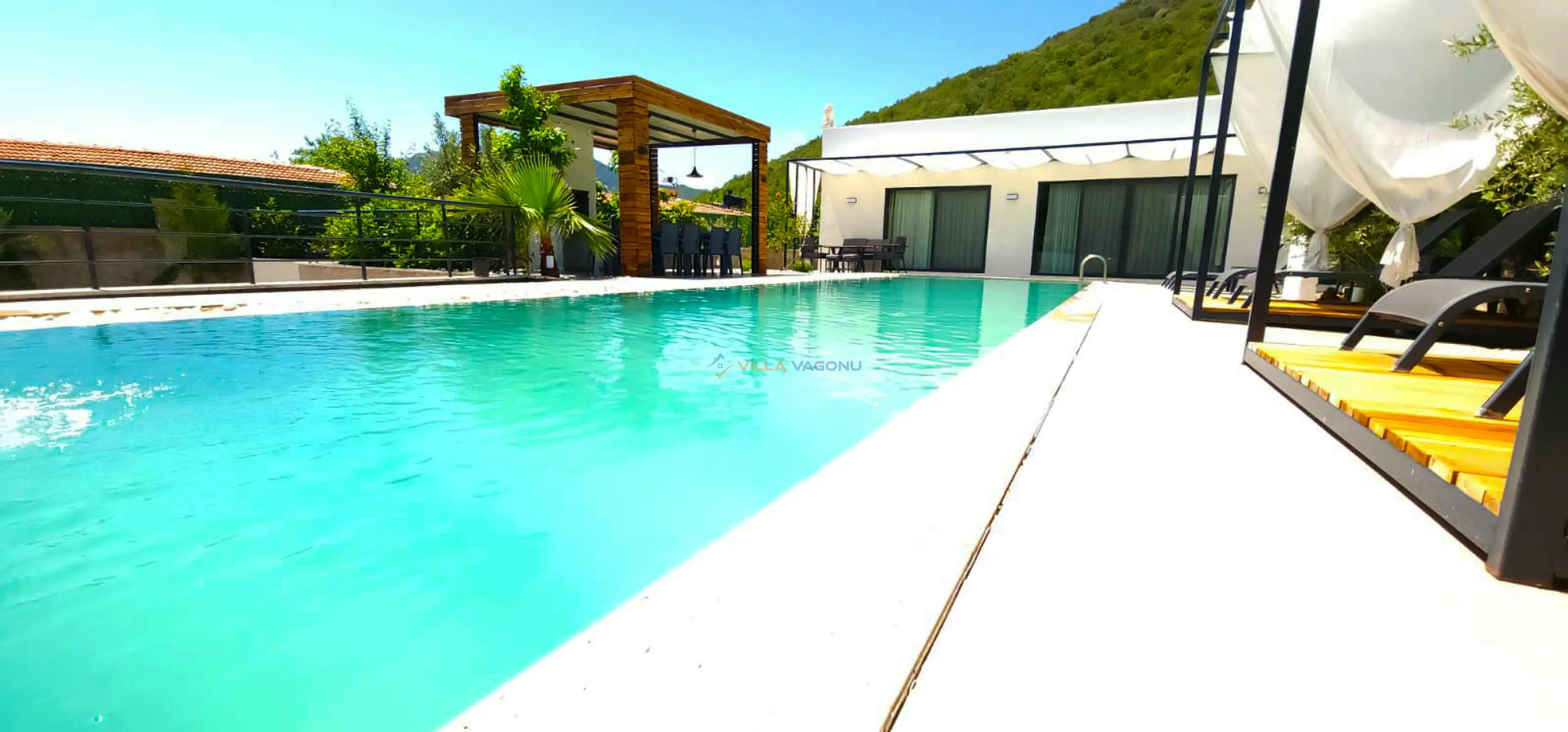 Villa Mamon 