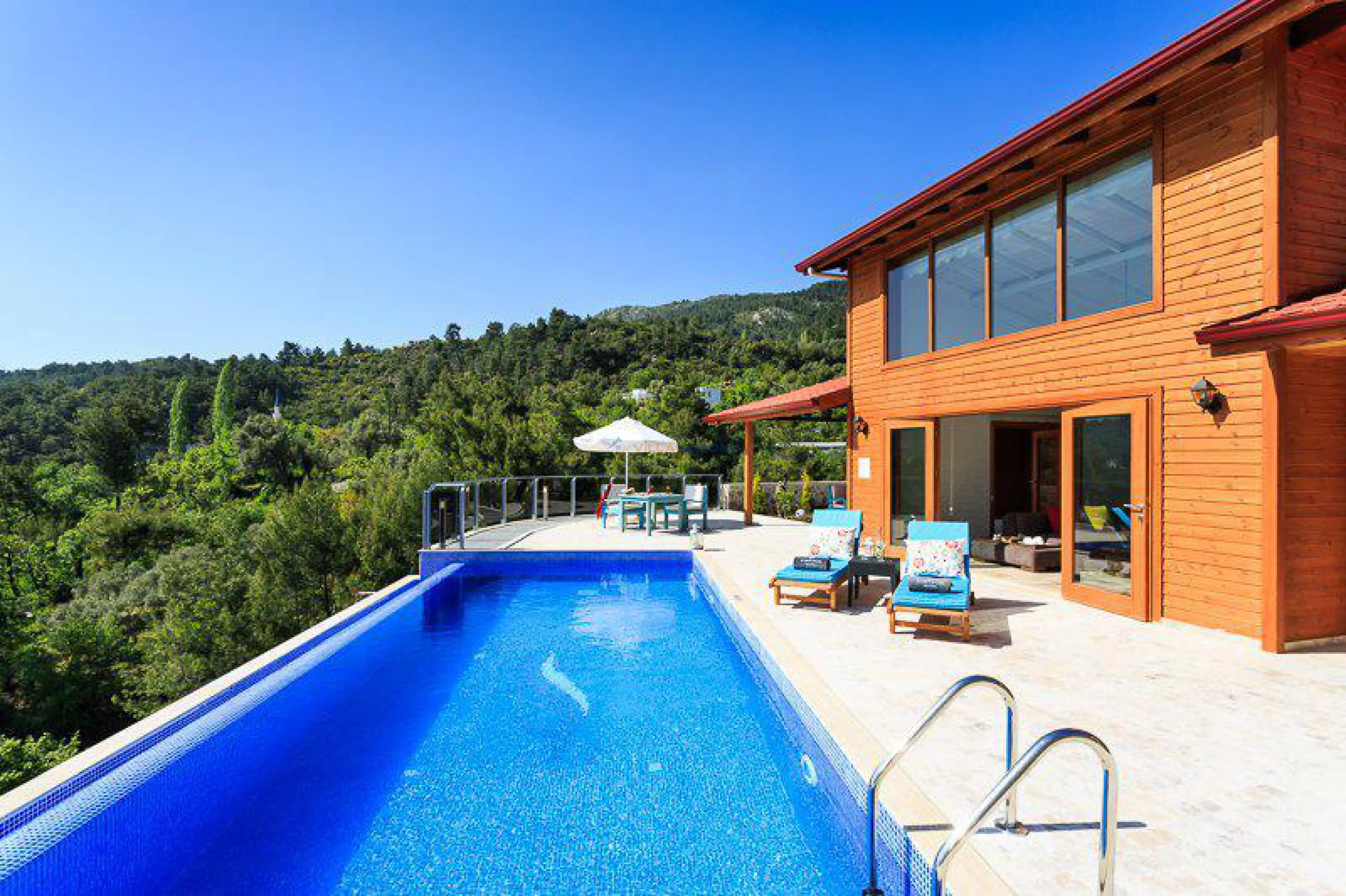 villa-vagonu-villa-neko-4_393.jpg