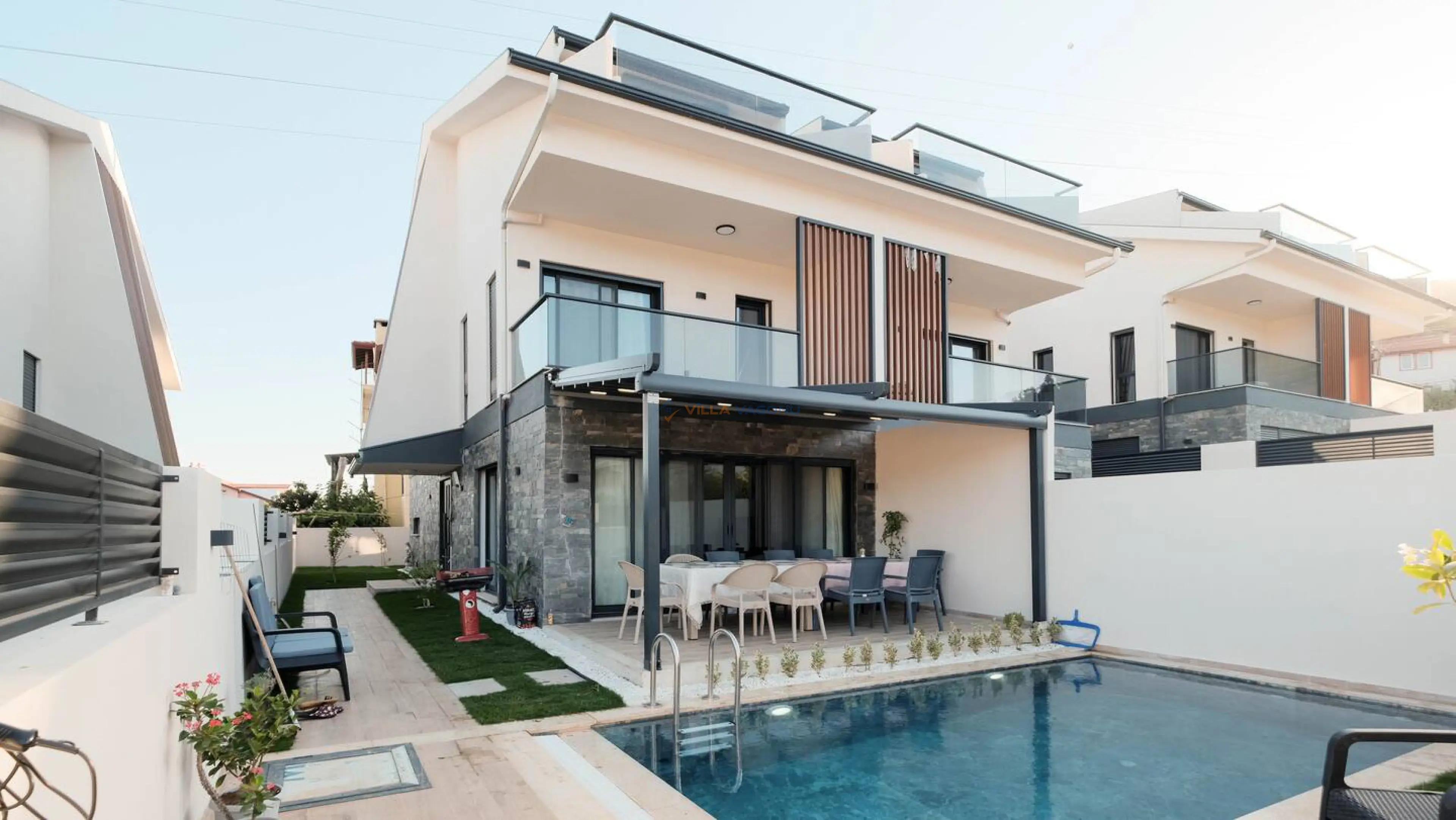 villa-vagonu-villa-pinkwood-1_929.jpeg