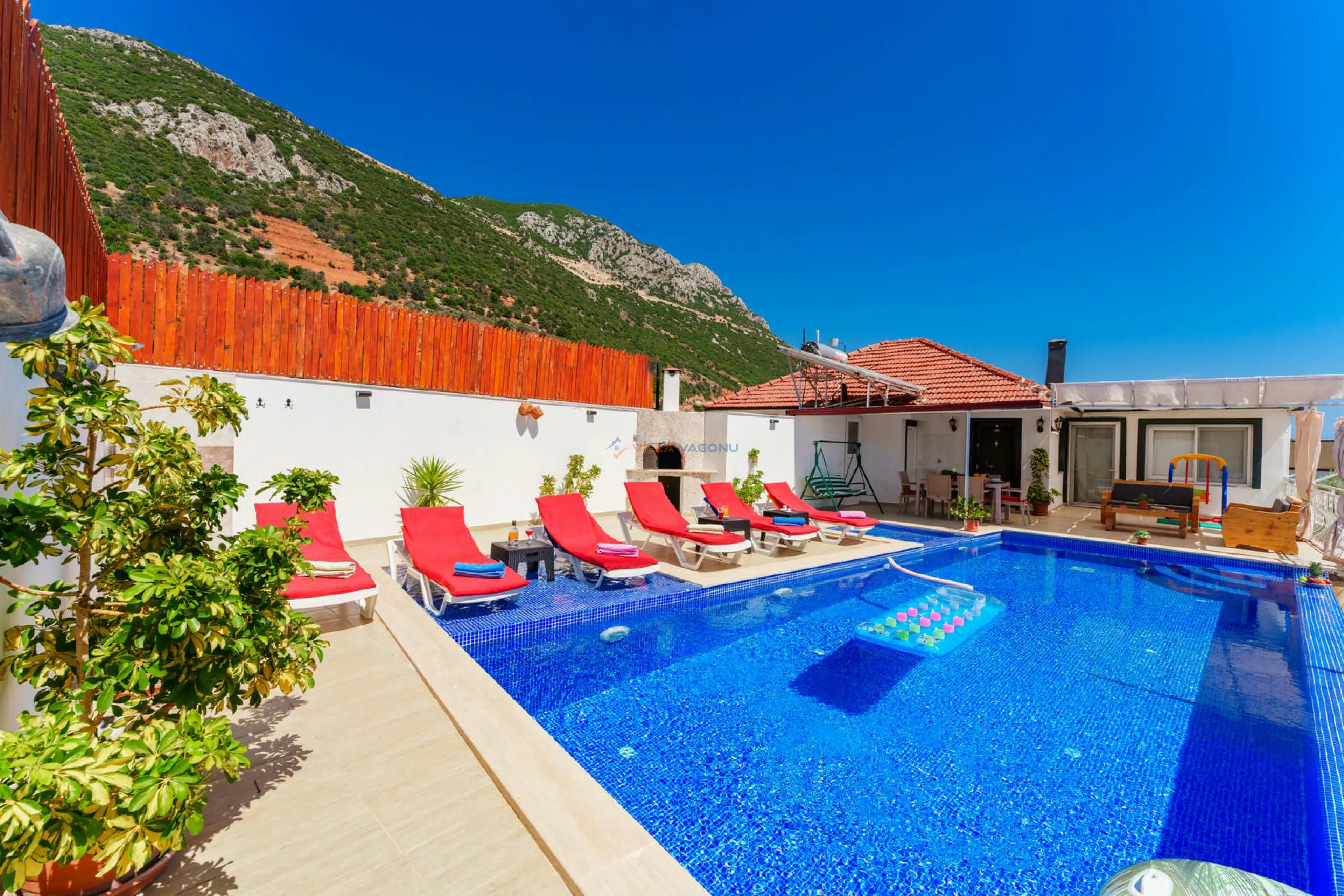 villa-vagonu-villa-sarnic-62_248.jpg