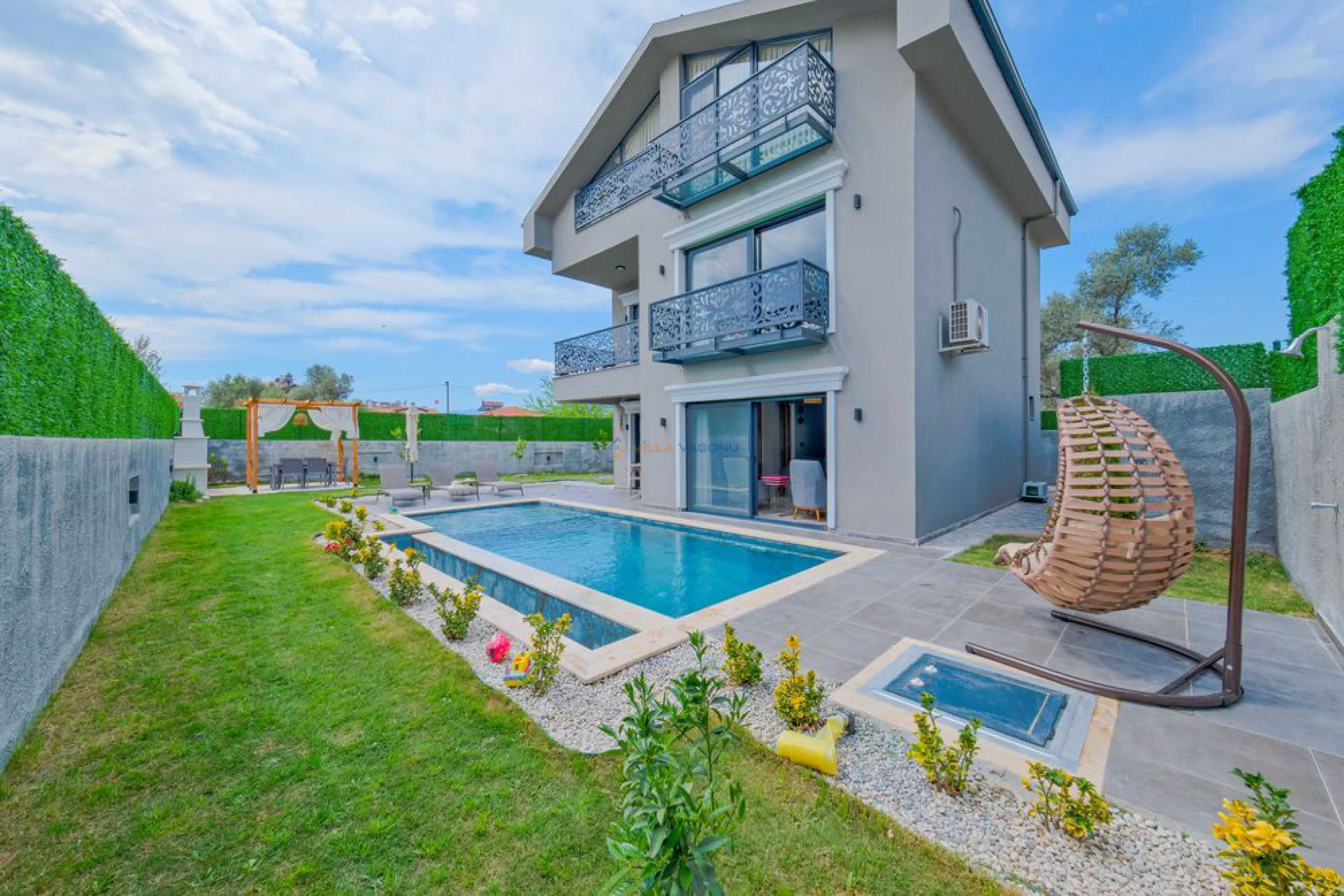 Villa Hola
