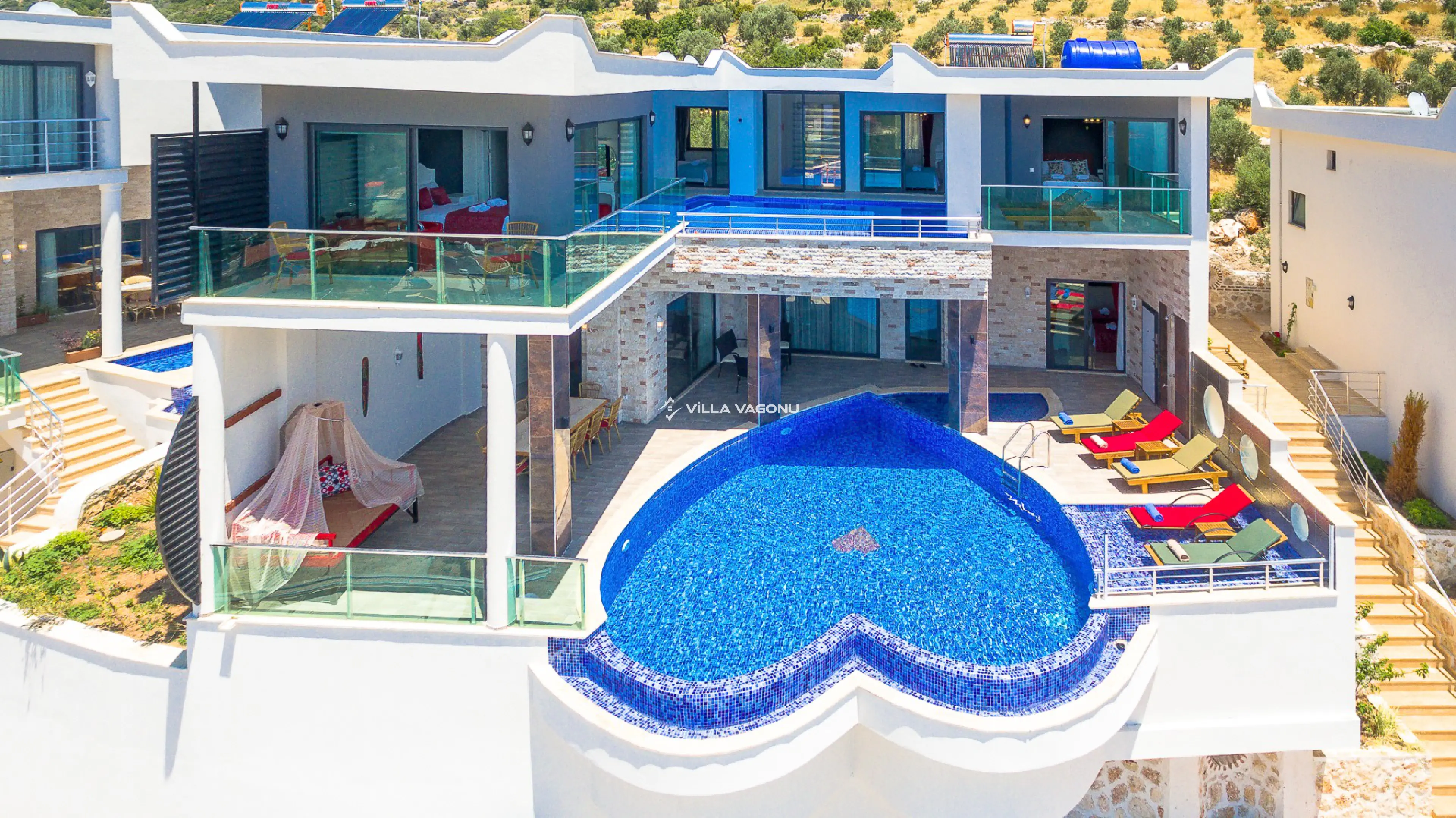 Villa Eva Heart