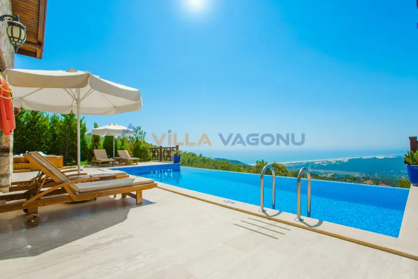 Talya-Villa-Daylight-18_665.jpg