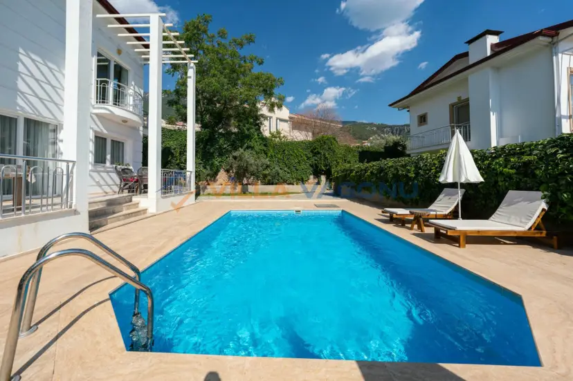 villa-luminis-2-8_966.jpg