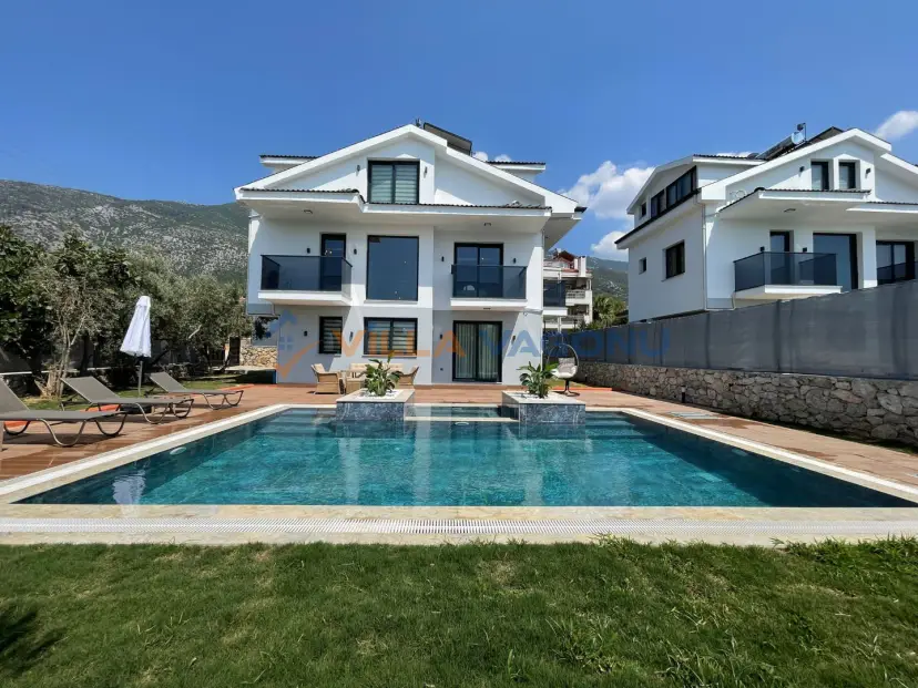 villagetir-villa-arna-2_2.jpeg