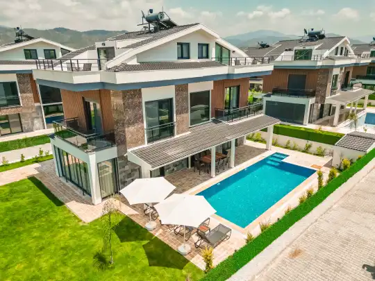 Villa Venüs 4 - Plaja Yakın & Geniş Havuzlu Villa Kiralama