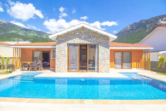 Villa Tlos 5 - Muhafazakar Havuz Alanlı Villa Kiralama